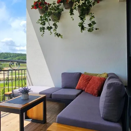 The One Fruske Appartement